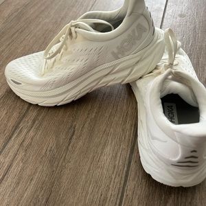 Hoka Clifton Size 10